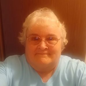 Meet your Posher, Loretta